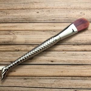 🆕🌈Rainbow Mermaid foundation brush✨